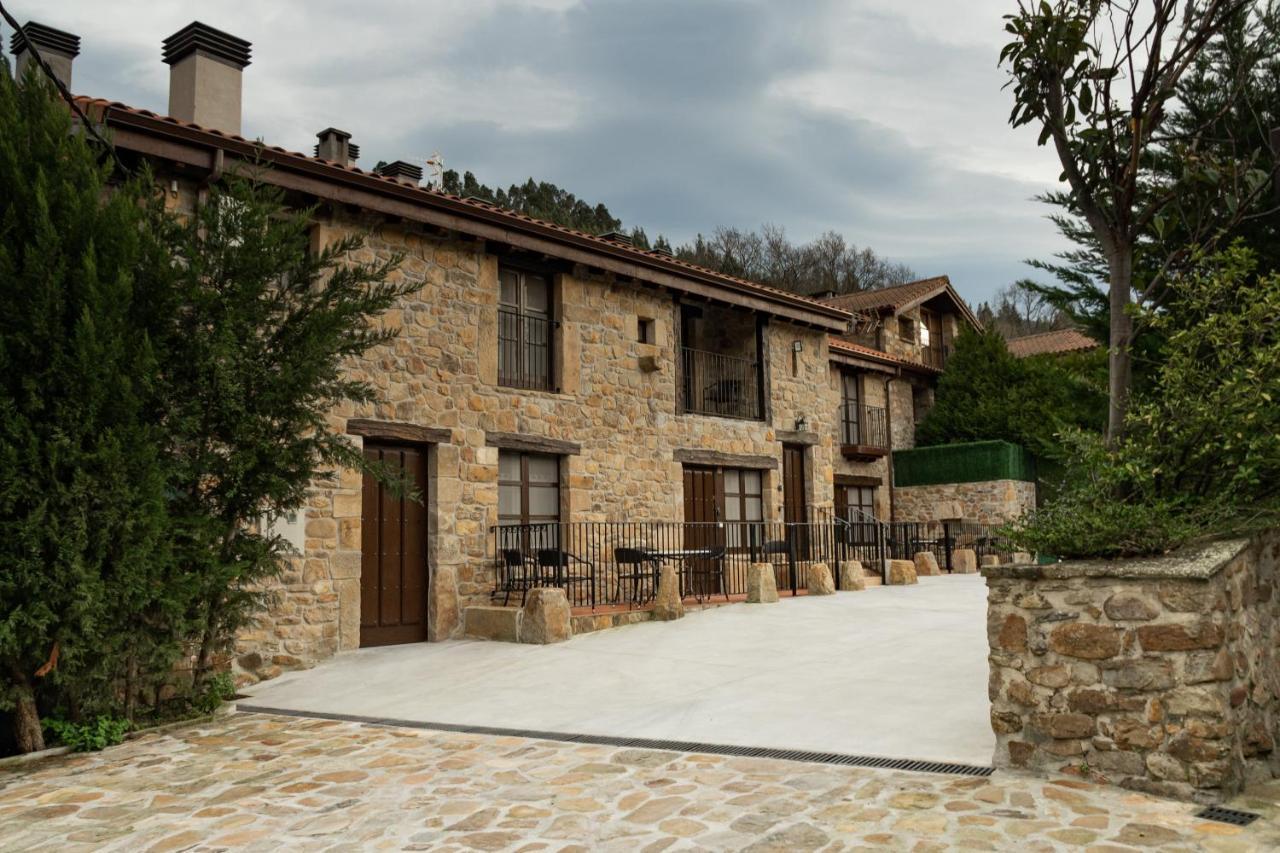 Posada Y Apartamentos Trebuesto De Guriezo Dış mekan fotoğraf