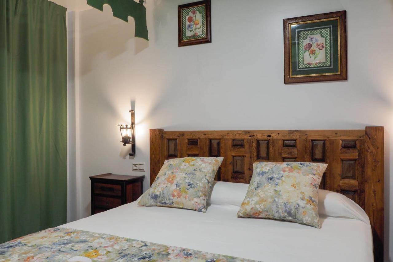 Posada Y Apartamentos Trebuesto De Guriezo Dış mekan fotoğraf
