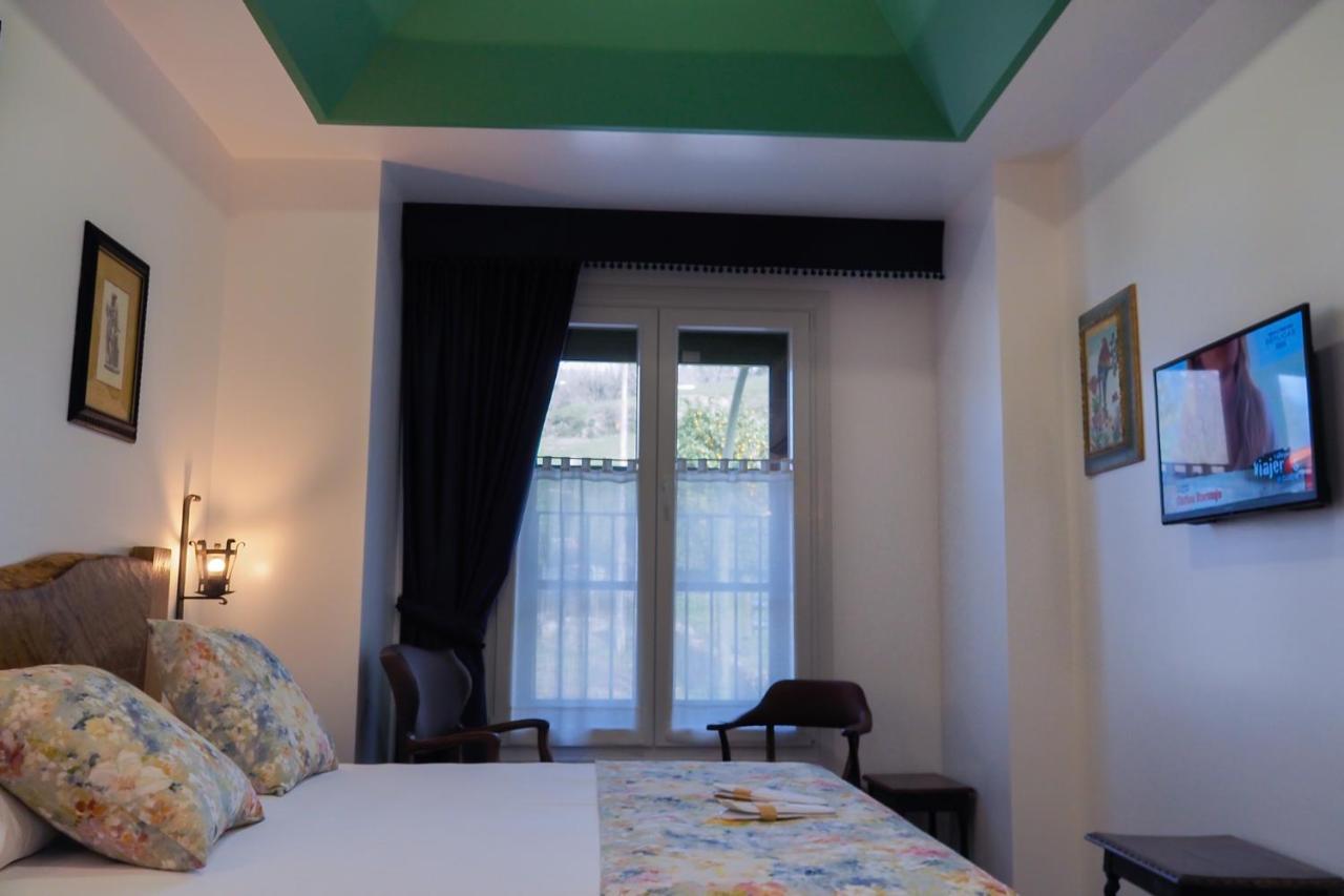 Posada Y Apartamentos Trebuesto De Guriezo Dış mekan fotoğraf