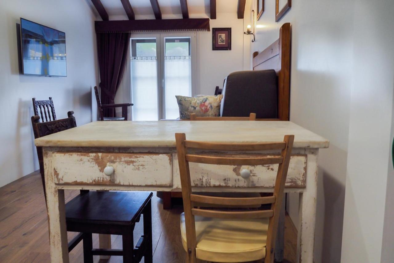 Posada Y Apartamentos Trebuesto De Guriezo Dış mekan fotoğraf